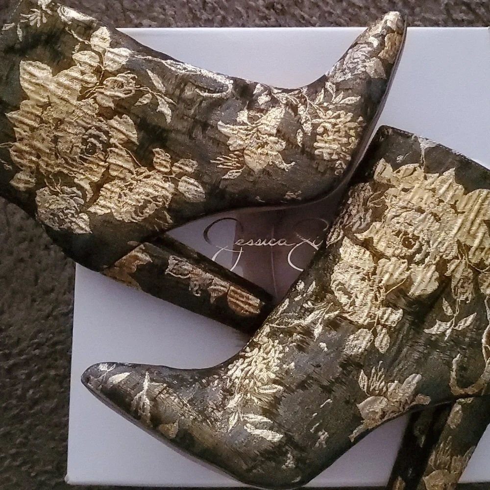 Jessica Simpson Booties - Picture 2 of 4